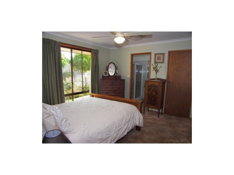 2 Logan Street, Swan Hill VIC 3585