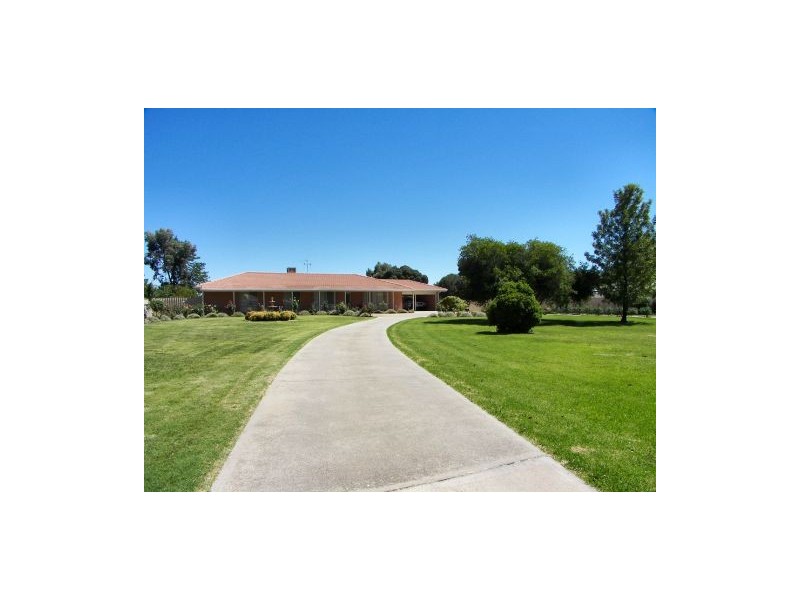 129 Chapman Street, Swan Hill VIC 3585