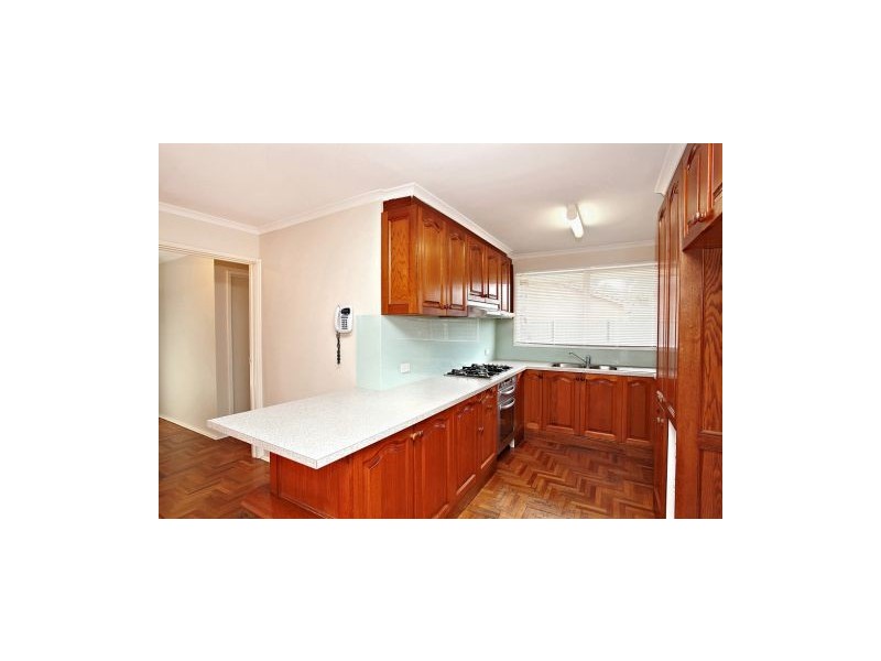2 Lumea Place, Melton West VIC 3337