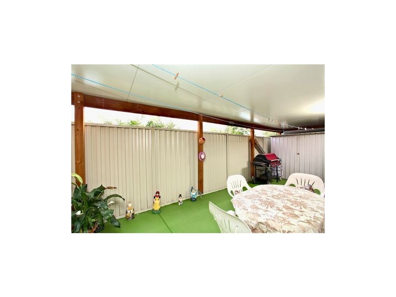 1/225-227 Station Road, Melton VIC 3337