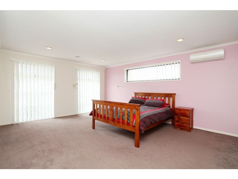 1 Merrijig Court, Kurunjang VIC 3337