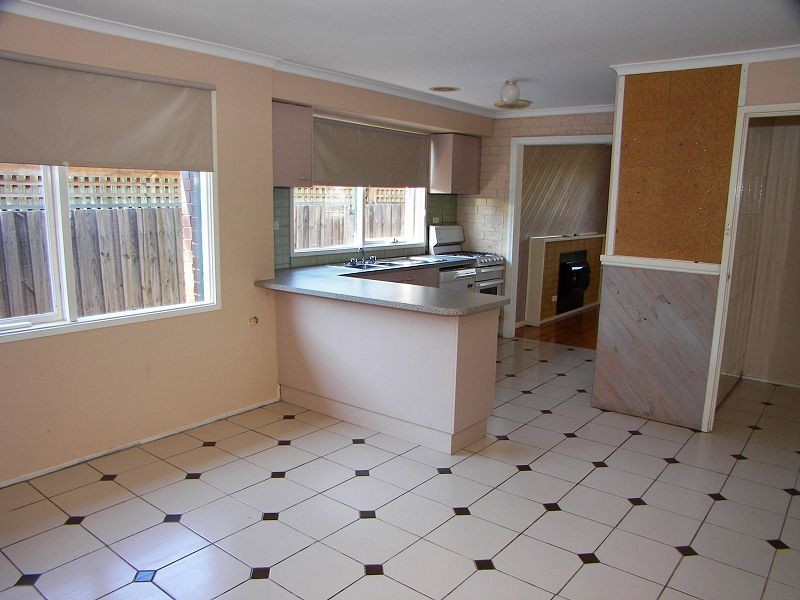 5 Bridge Road, Melton South VIC 3338