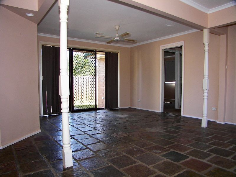 5 Bridge Road, Melton South VIC 3338