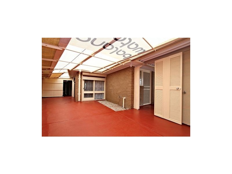 8 Cassia Road, Melton VIC 3337