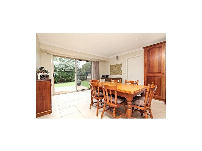 4 Pinkerton Street, Melton VIC 3337