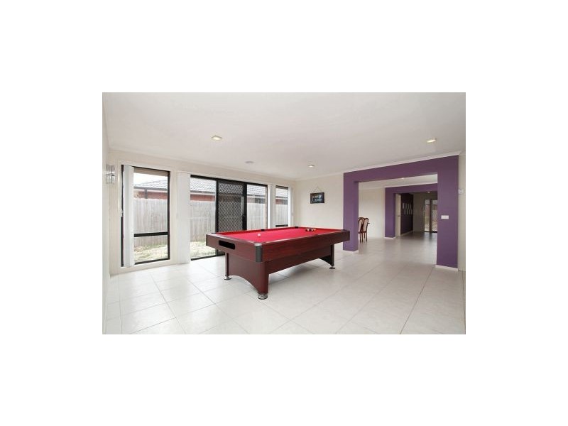 1 Merrijig Court, Kurunjang VIC 3337