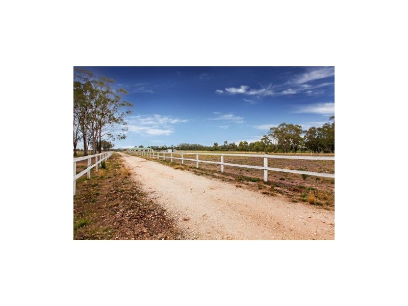 444 Long Forest Road, Long Forest VIC 3340