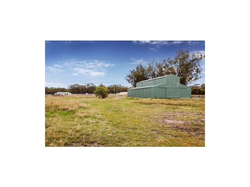 444 Long Forest Road, Long Forest VIC 3340