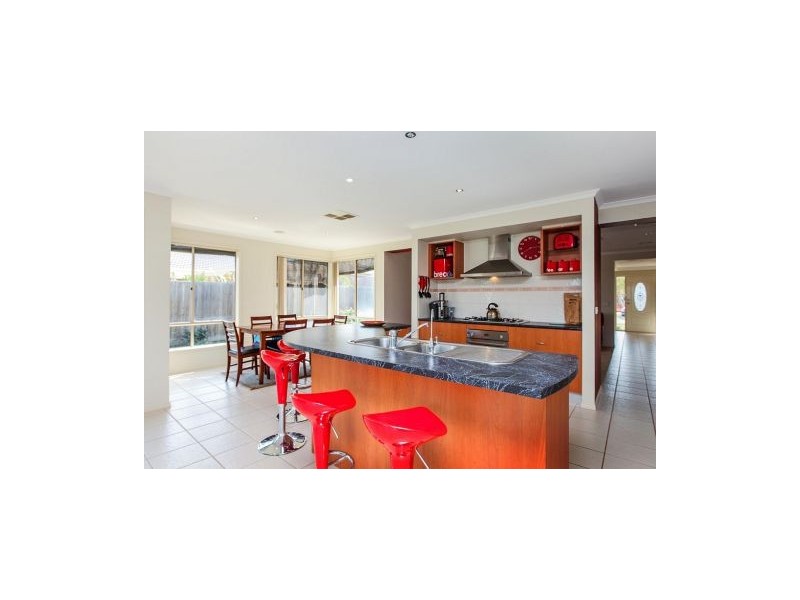 29 Dalray Crescent, Kurunjang VIC 3337