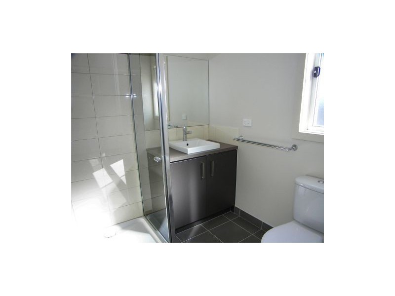 33 Colonus Street, Melton VIC 3337