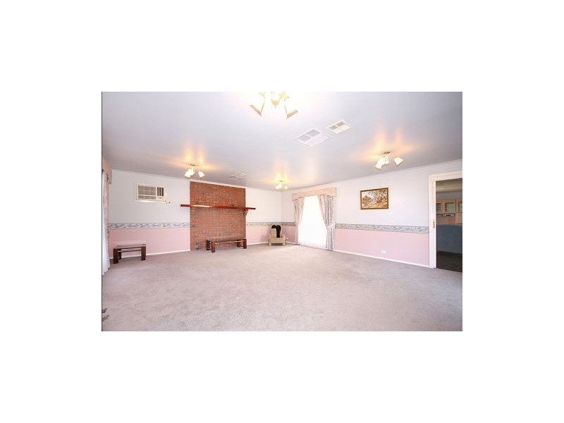 290 Coburns Road, Melton VIC 3337