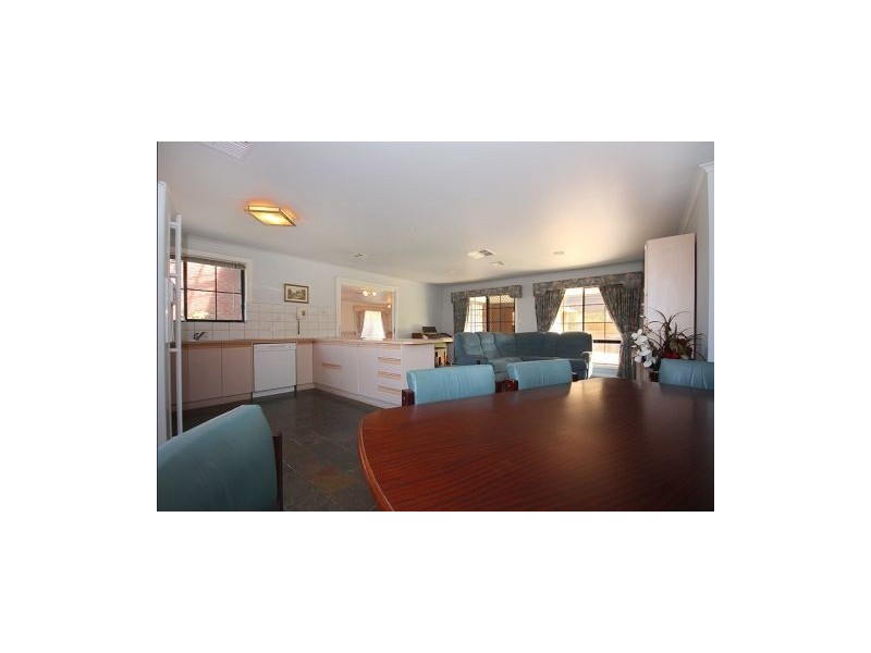 290 Coburns Road, Melton VIC 3337