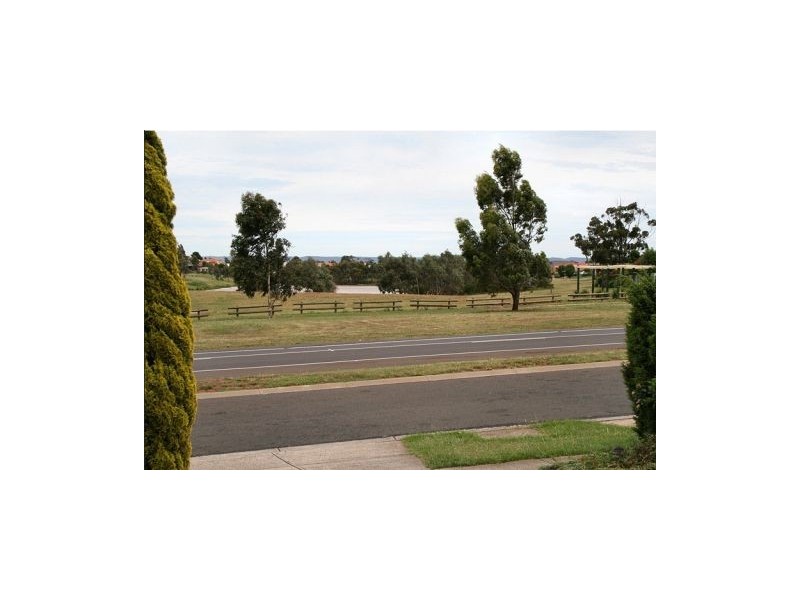 290 Coburns Road, Melton VIC 3337