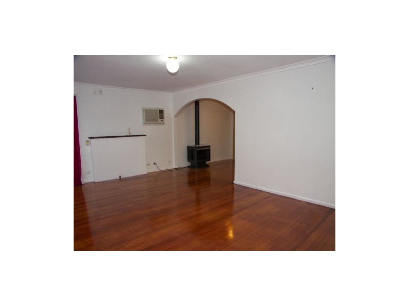 22 Oldershaw Road, Melton VIC 3337