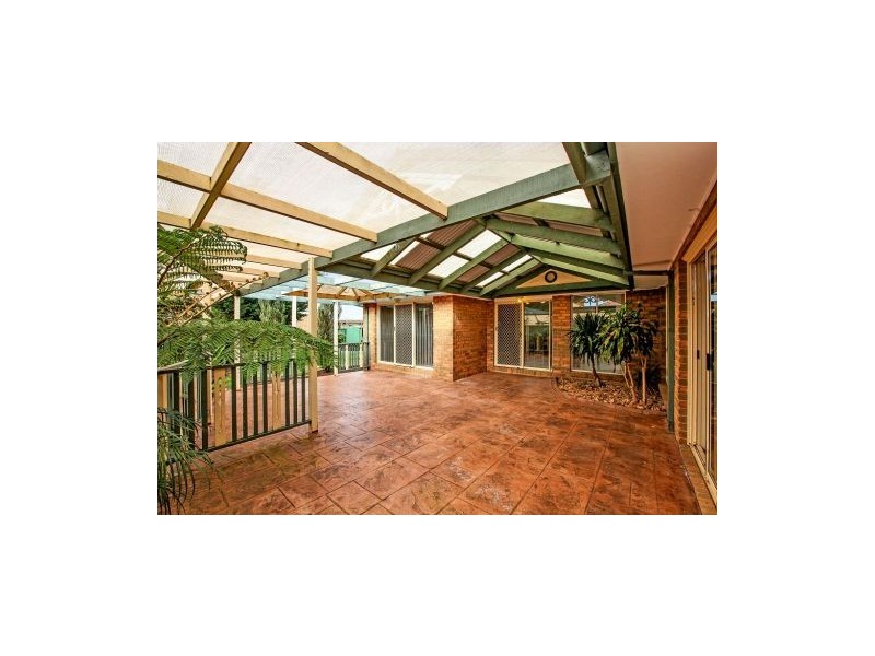 17 Rimbanda Court, Kurunjang VIC 3337