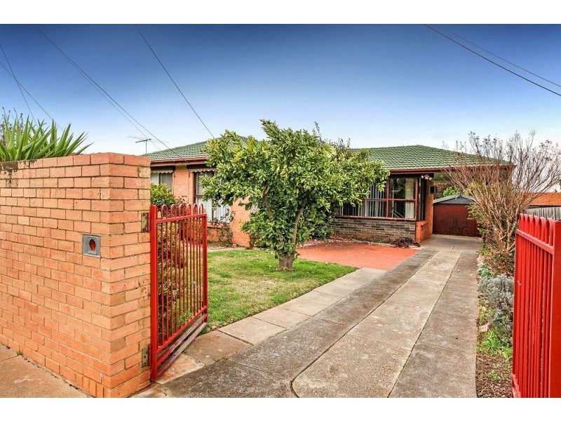 19 Tern Court, Melton VIC 3337