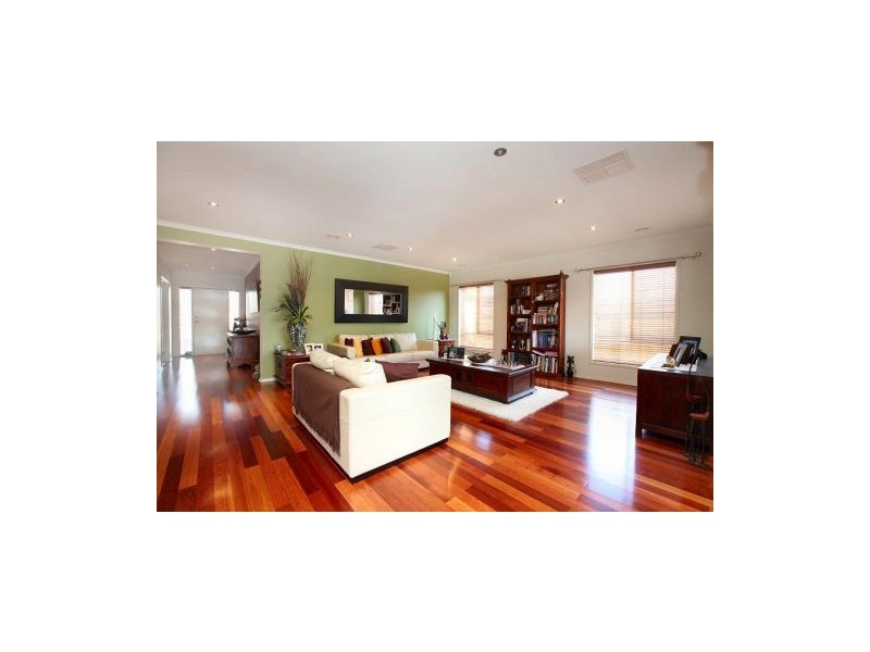 56 Blacknight Way, Kurunjang VIC 3337