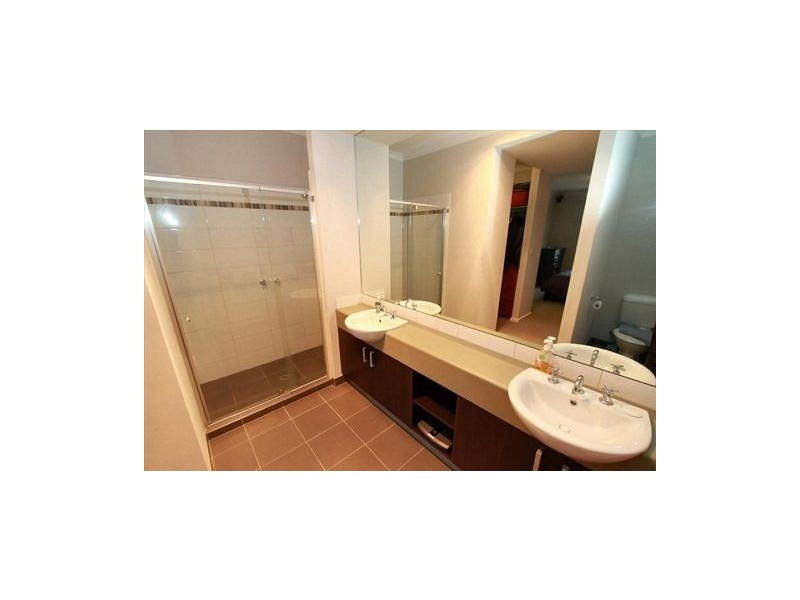 92 Westlake Drive, Melton West VIC 3337