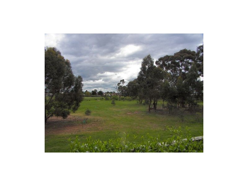 66 Gorton Street, Melton South VIC 3338