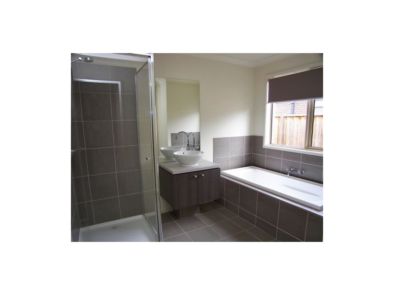 26 Lightwood Way, Brookfield VIC 3338