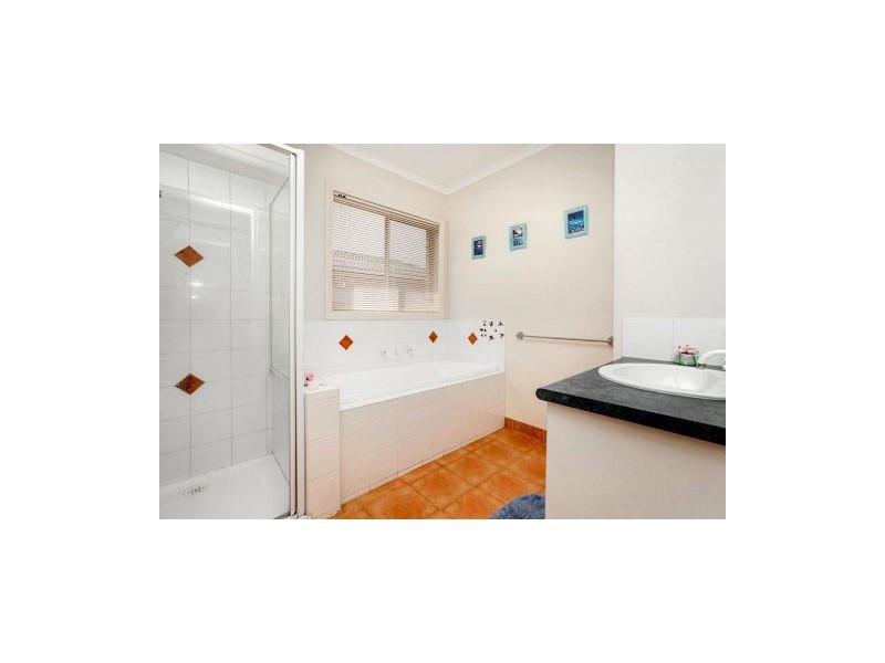 42 Caitlyn Drive, Melton West VIC 3337