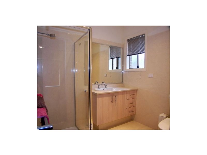 14 Parris Avenue, Melton West VIC 3337