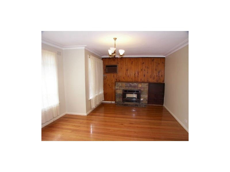 13 Curlew Close, Melton VIC 3337