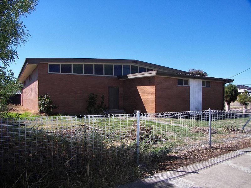 54 Ivanhoe Avenue, St Albans VIC 3021