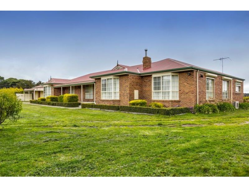 49 Pykes Creek Road, Myrniong VIC 3341