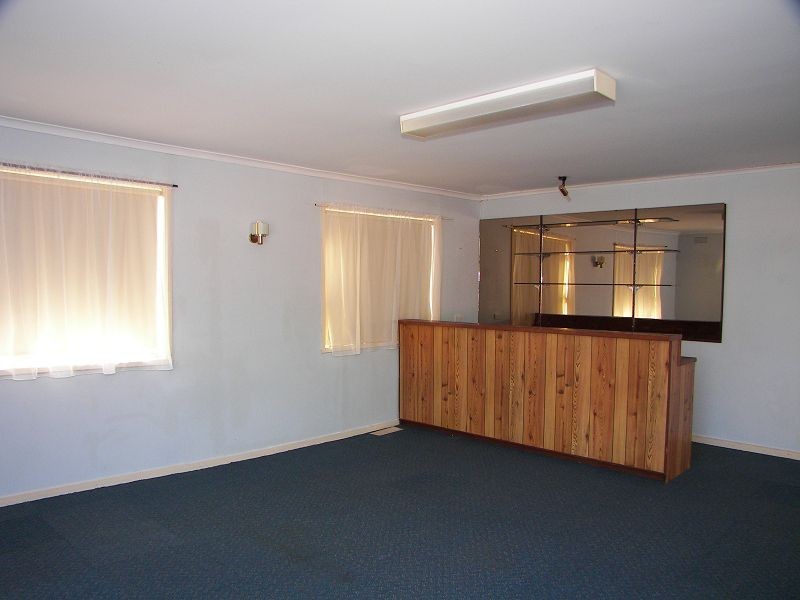 171 Centenary Avenue, Melton VIC 3337