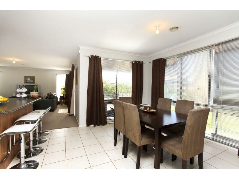 3 Paul Harris Drive, Melton West VIC 3337