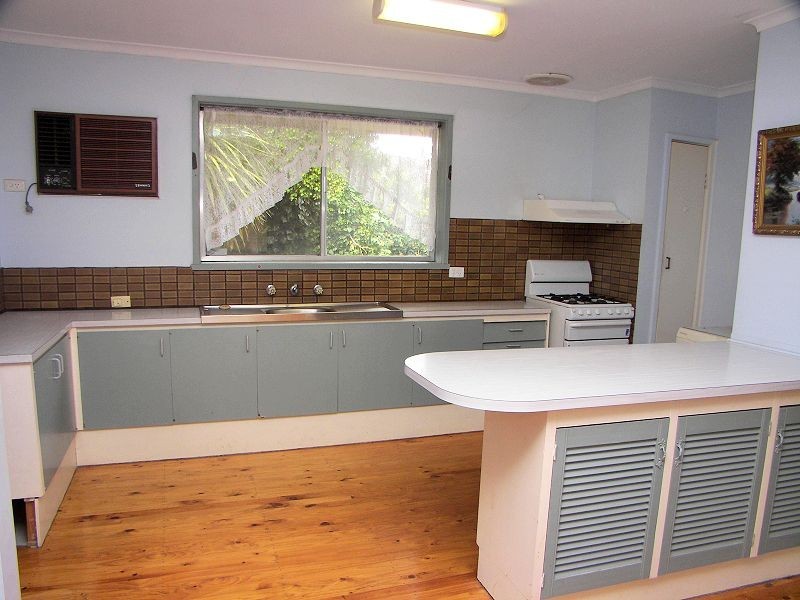 35 Rathdowne Circuit, Melton West VIC 3337