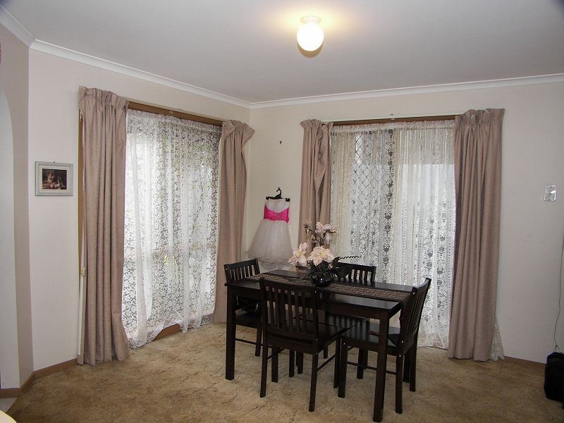 1/8 Carter Road, Melton VIC 3337