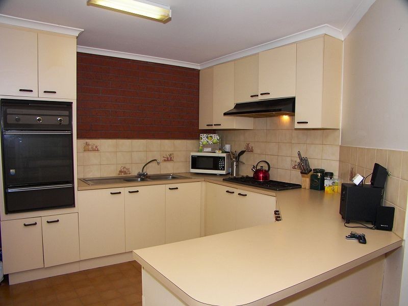 1/8 Carter Road, Melton VIC 3337