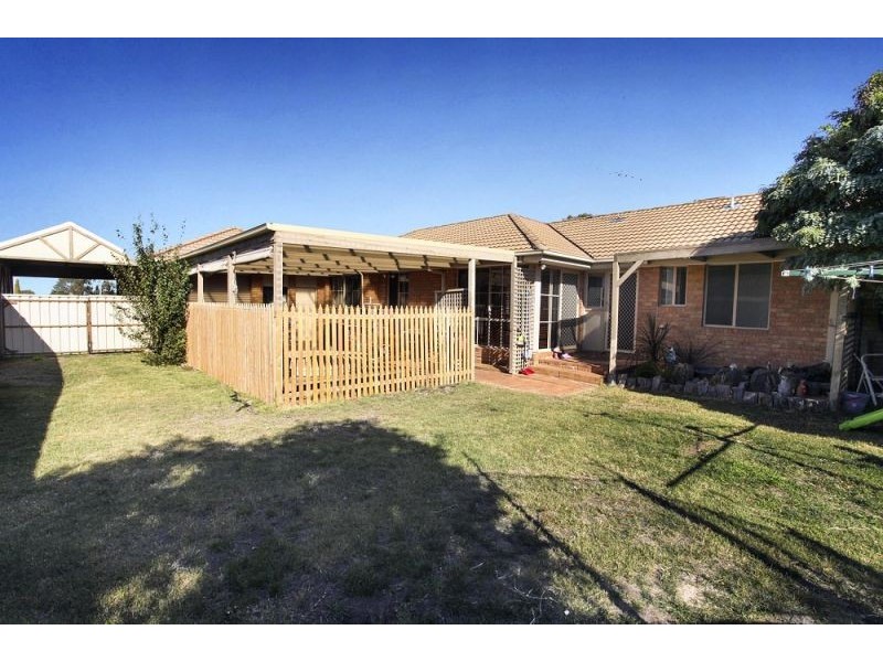 6 Eramu Place, Kurunjang VIC 3337