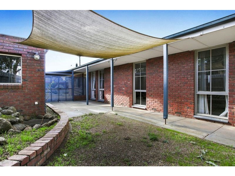 33 Monash Street, Melton South VIC 3338