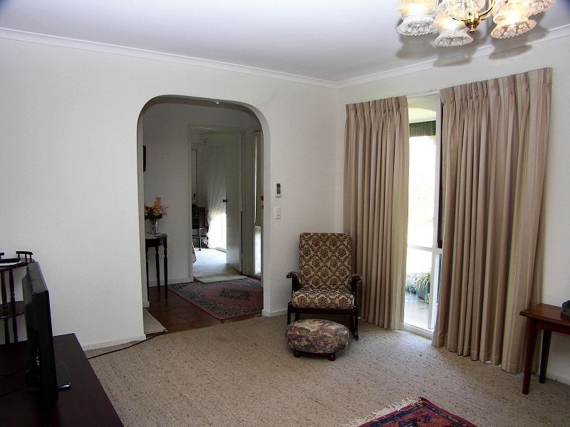 118 Hilton Way, Melton West VIC 3337