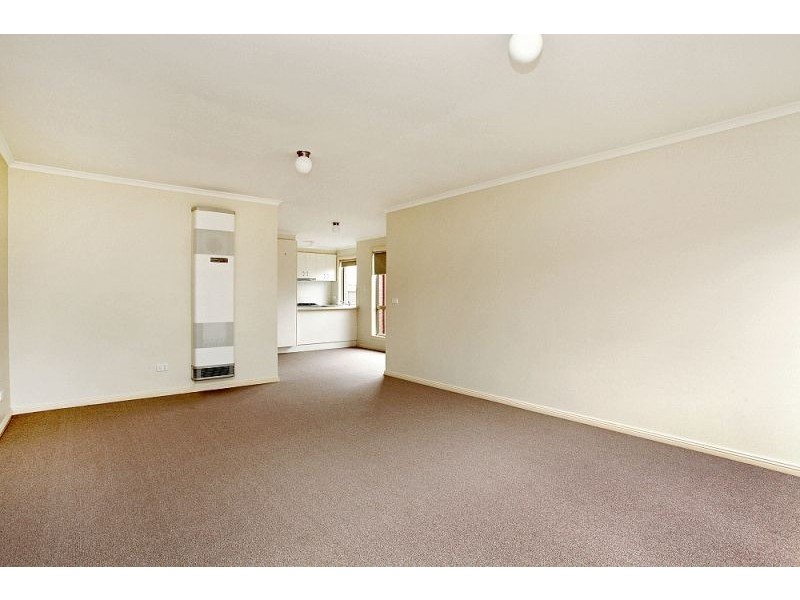 8/28-34 Phillips Street, Melton South VIC 3338