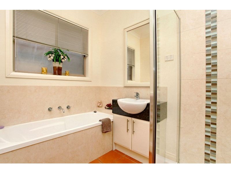 6 Hiraji Street, Kurunjang VIC 3337