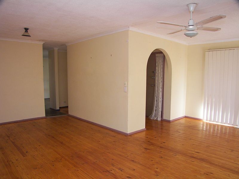 11 Falcon Drive, Melton VIC 3337