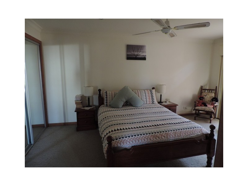 8 Thompsons Weir Road, Leitchville VIC 3567