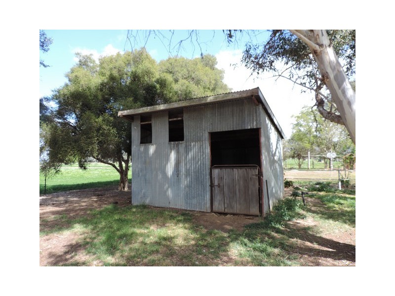 35 Mead Post Office Road, Mead VIC 3568