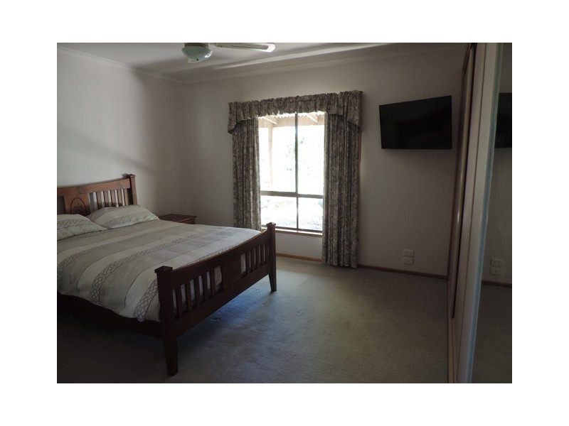 379 Kervins Road, Cohuna VIC 3568