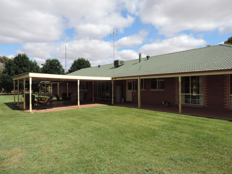 427 Ervins Road, Pyramid Hill VIC 3575