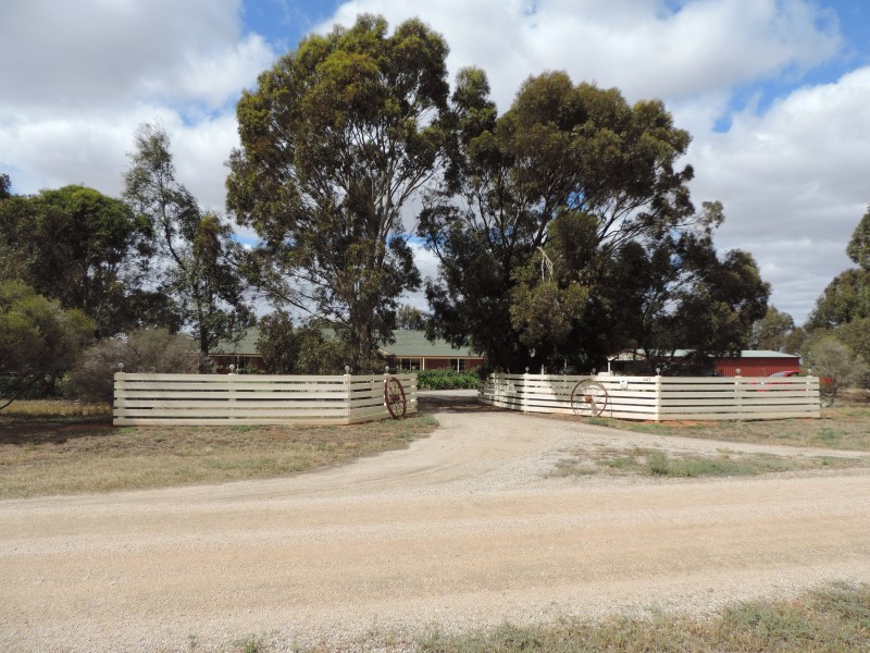 427 Ervins Road, Pyramid Hill VIC 3575