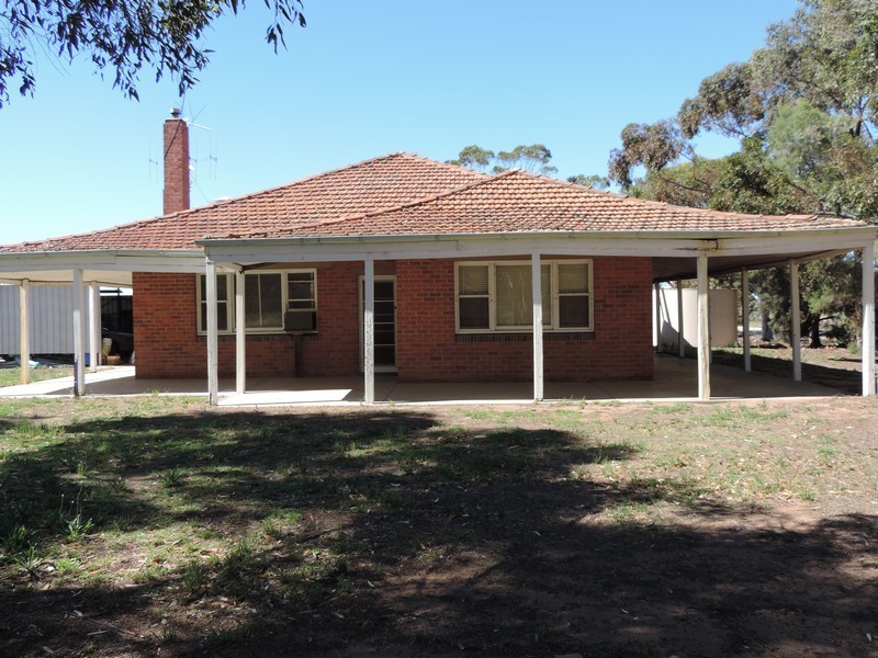 5668 Murray Valley Highway, Wee Wee Rup VIC 3568