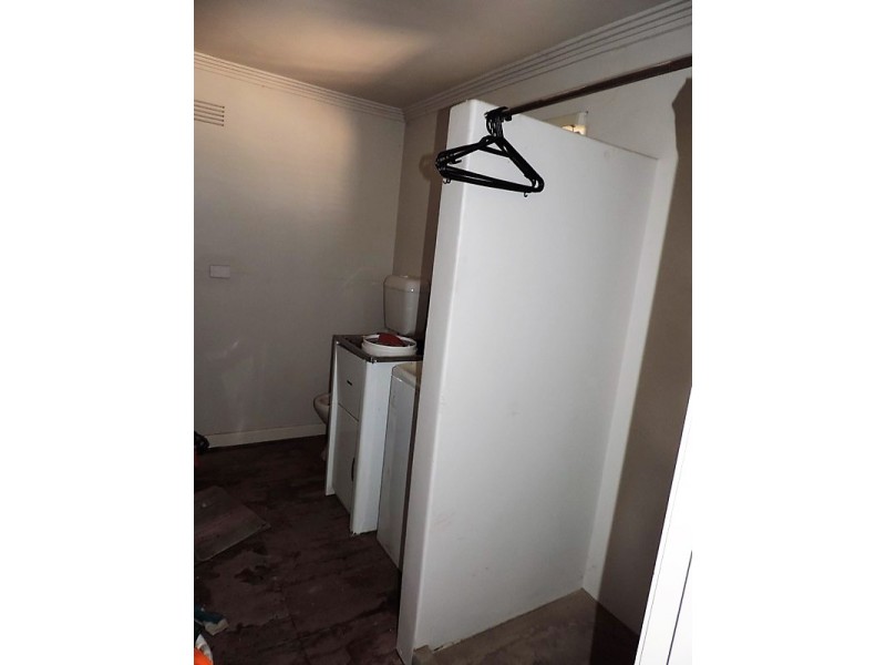 5668 Murray Valley Highway, Wee Wee Rup VIC 3568