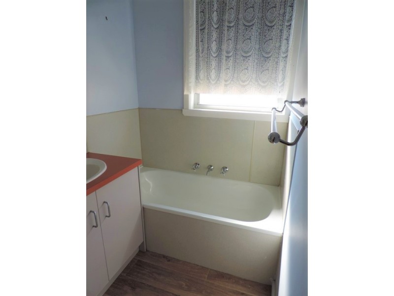 18 Railway Place, Gunbower VIC 3566