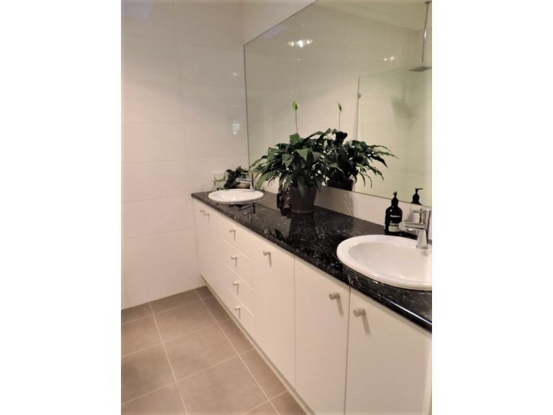 95 Cleaves Road, Wee Wee Rup VIC 3568