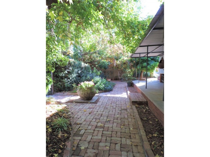 95 Cleaves Road, Wee Wee Rup VIC 3568